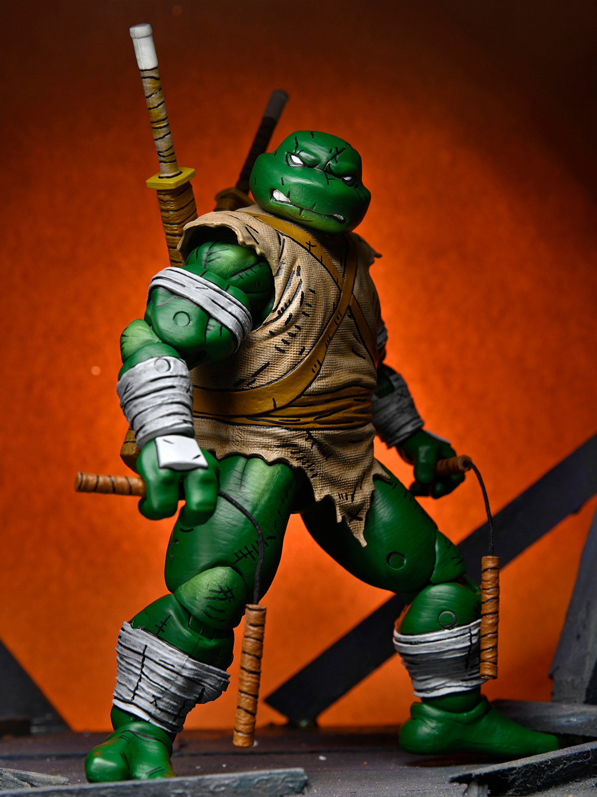TMNT MICHELANGELO THE WANDERER (MIRAGE) 7" SCALE ACTION FIGURE - Image 2