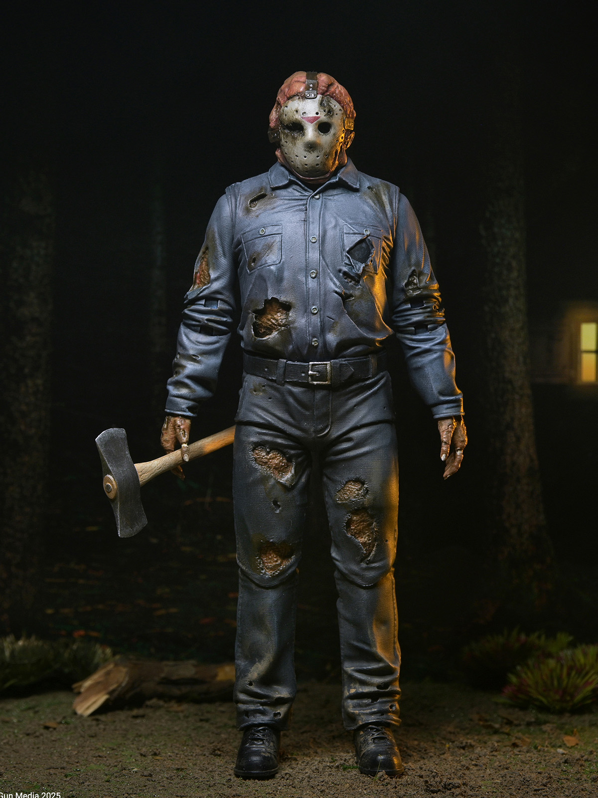 FRIDAY THE 13TH THE GAME - PART 9 JASON 7" SCALE ACTION FIGURE - Image 2