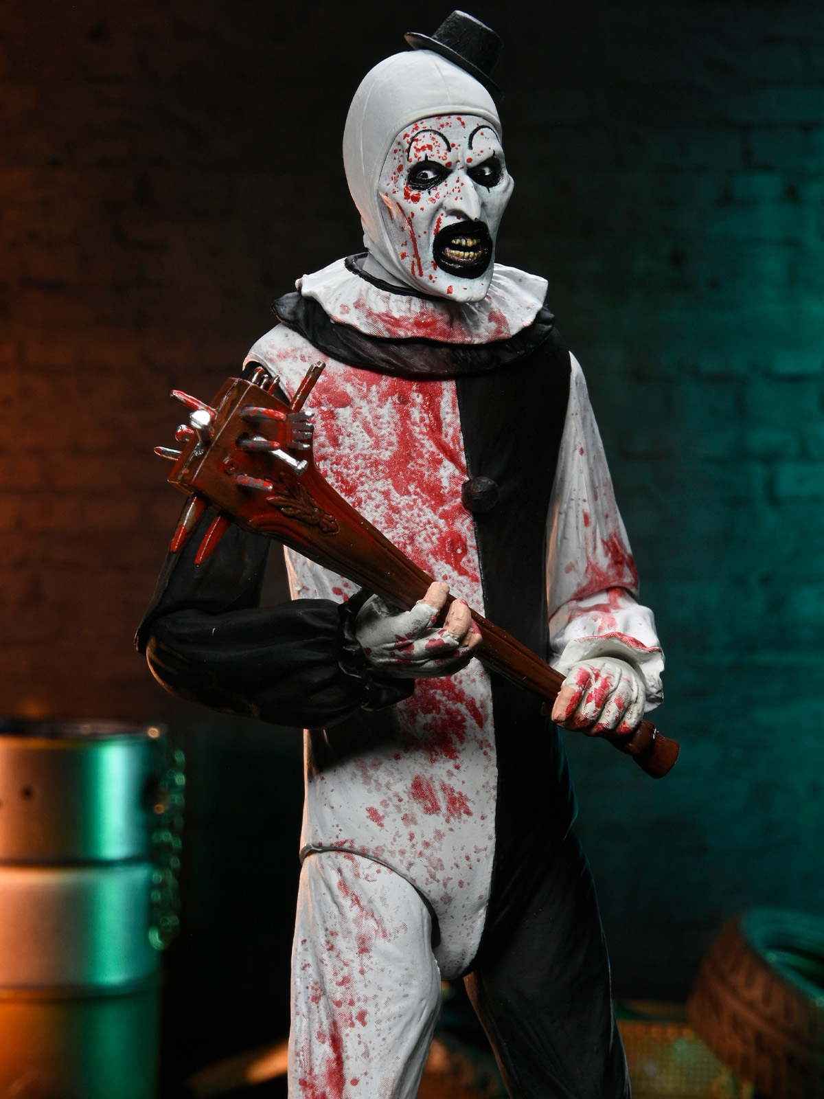 TERRIFIER - ULTIMATE ART THE CLOWN (BLOOD SPLATTERED) - 7" SCALE ACTION FIGURE - Image 7