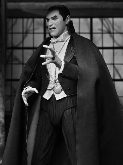 DRACULA (CARFAX ABBEY) UNIVERSAL MONSTERS - 7" ACTION FIGURE - Image 4