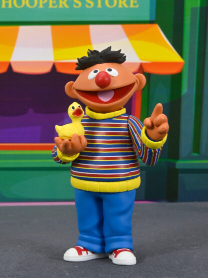 SESAME STREET - ERNIE TOONY CLASSICS - 6" SCALE ACTION FIGURE - Image 6