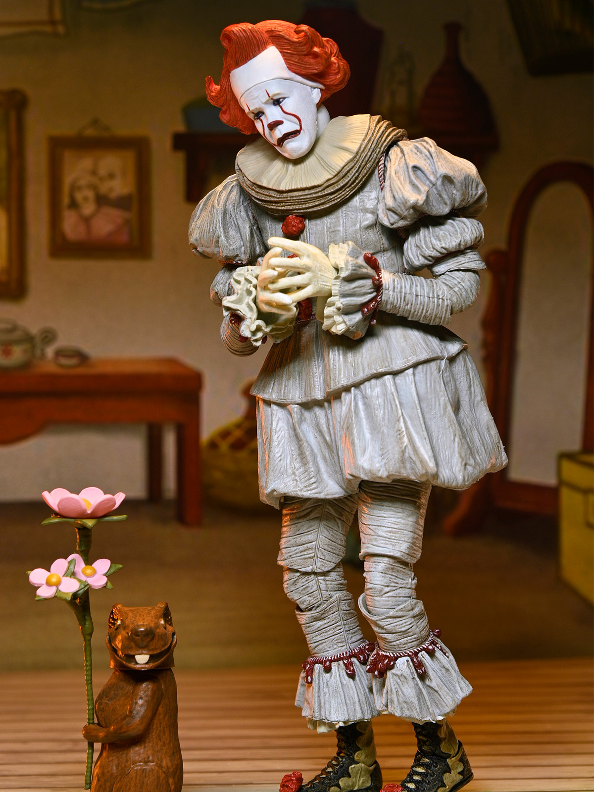 WELCOME TO DERRY ULTIMATE BOB GREY AS PENNYWISE 7" SCALE ACTION FIGURE - Image 5