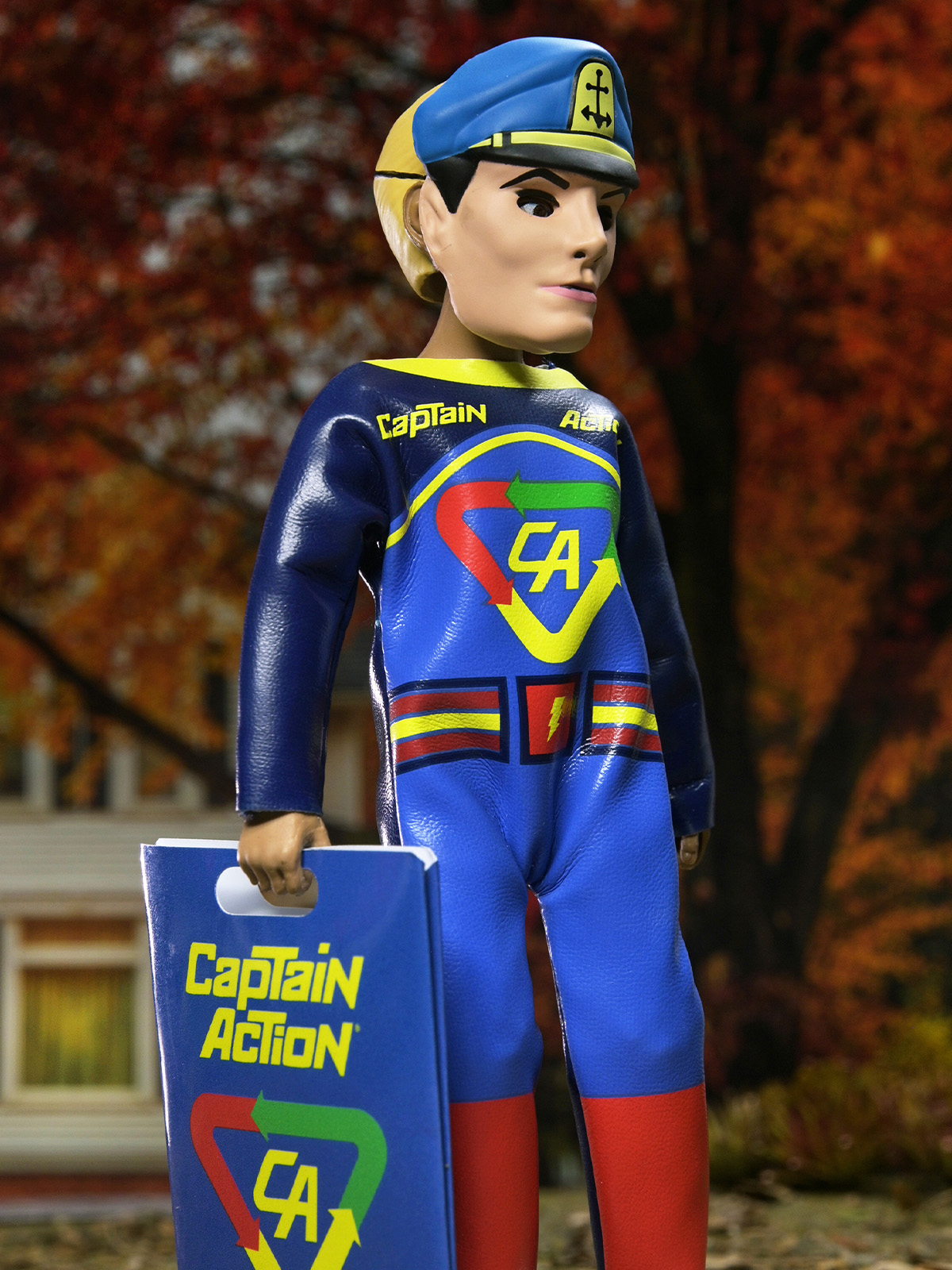 BEN COOPER X CAPTAIN ACTION - CAPTAIN ACTION 6" CLOTHED COSTUME FIGURE - Image 4