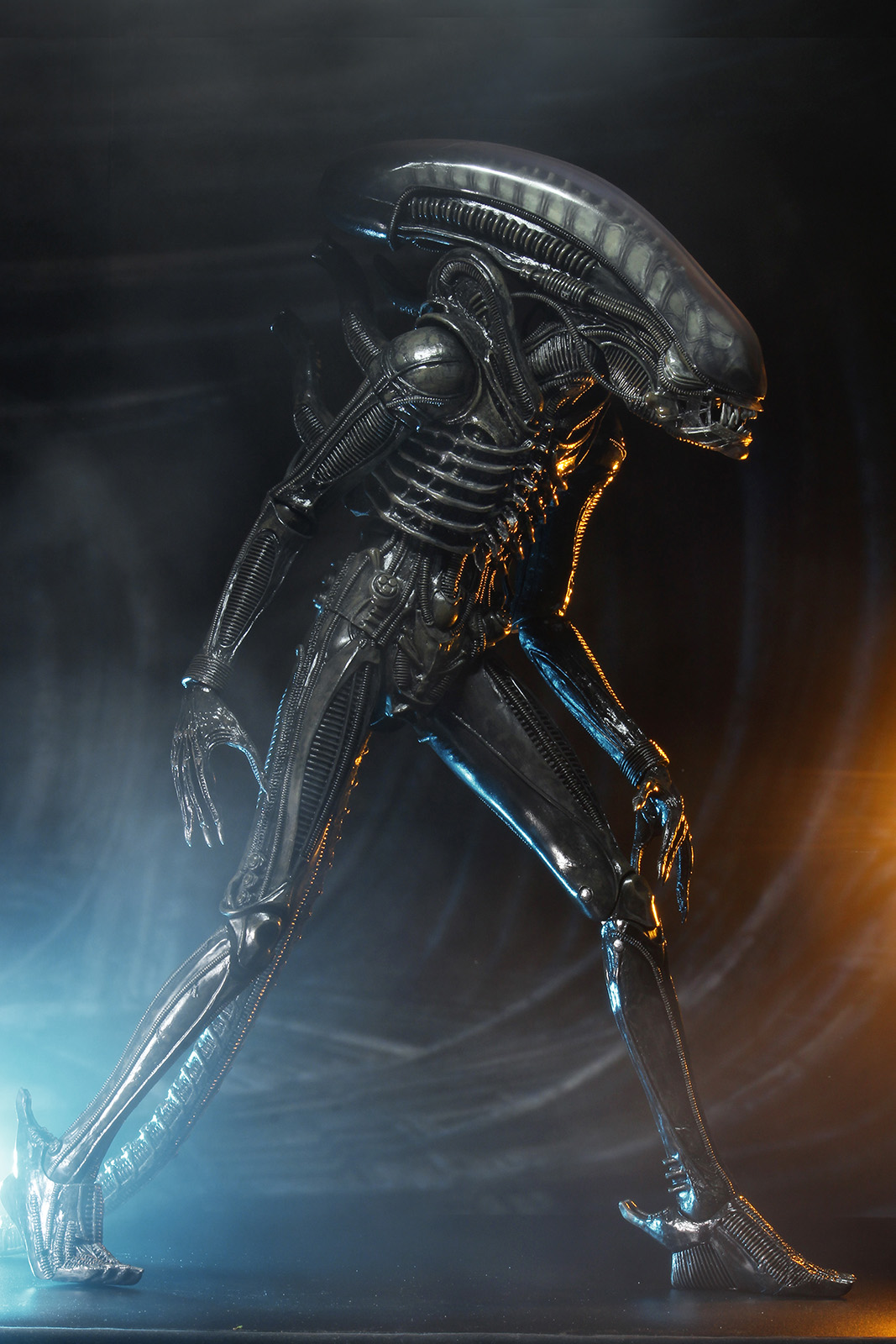 ALIENS 40TH ANNIVERSARY BIG CHAP 1/4 SCALE ACTION FIGURE - Image 6