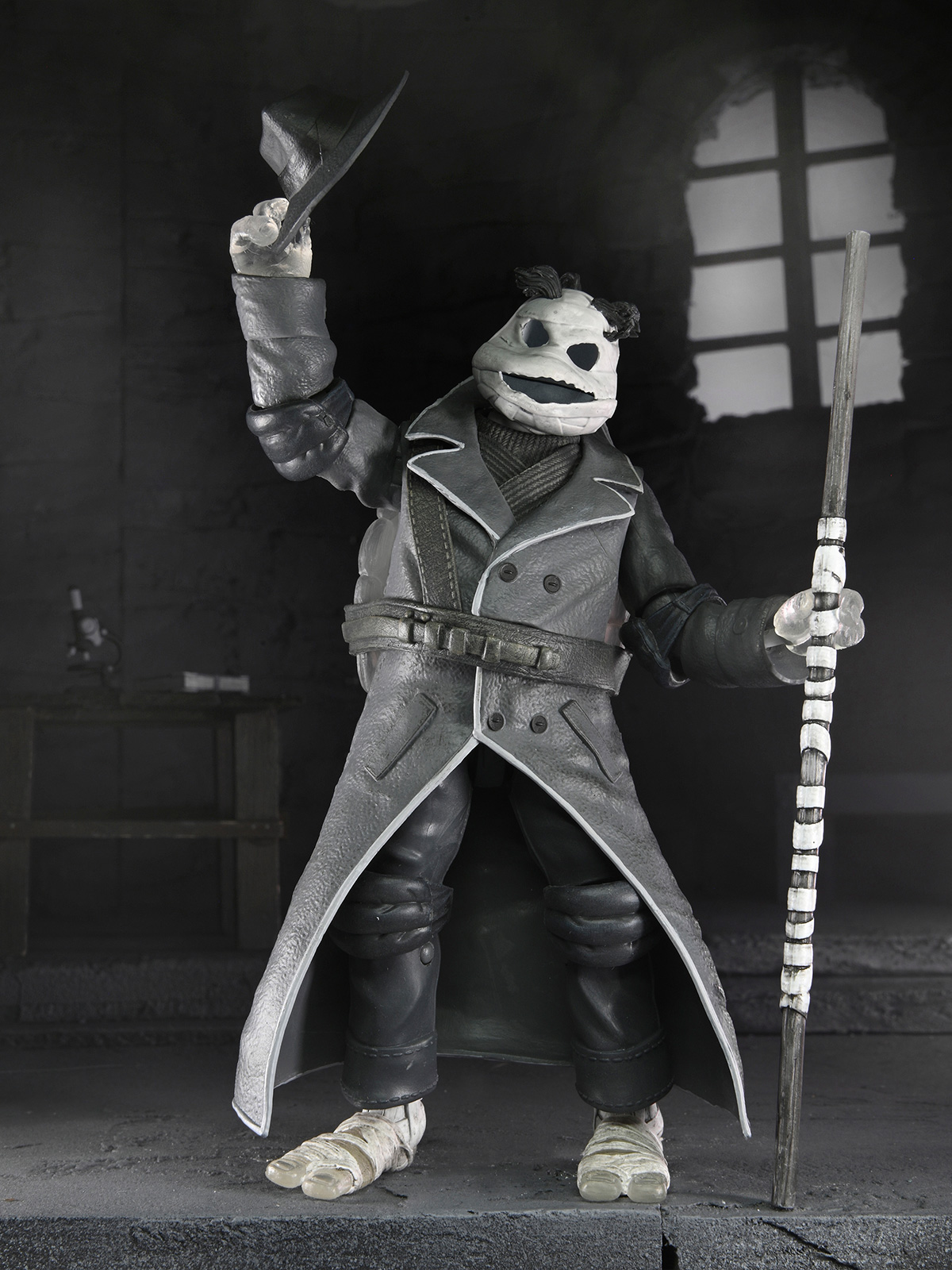 TMNT X UNIVERSAL MONSTERS 4 PACK TURTLES BLACK & WHITE - 7" SCALE ACTION FIGURES - Image 7