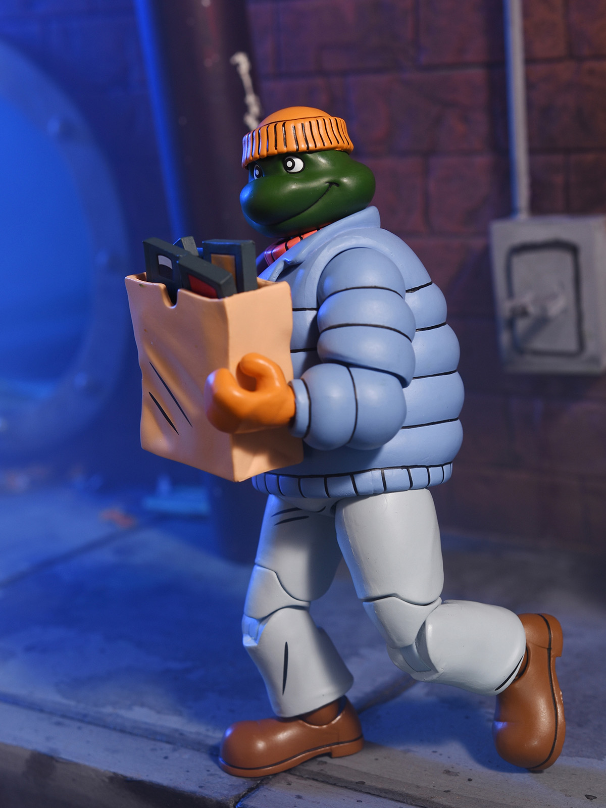 TMNT (1987 CARTOON) INCOGNITO MICHELANGELO - 7" SCALE ACTION FIGURE - Image 2